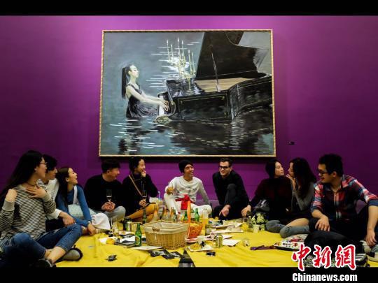 当代艺术家赵半狄:作别“熊猫”后新的艺术叙事