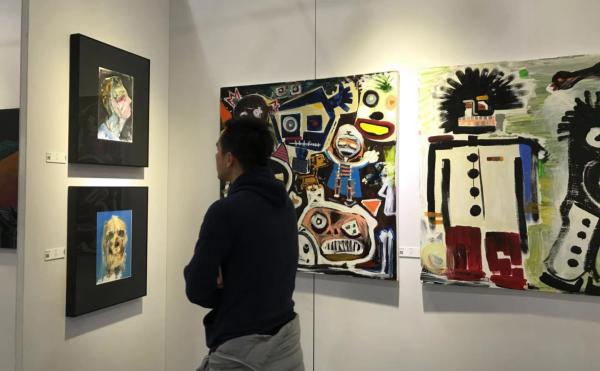 举办5届的青年艺博会"重新定义",集结逾四百位艺术家作品