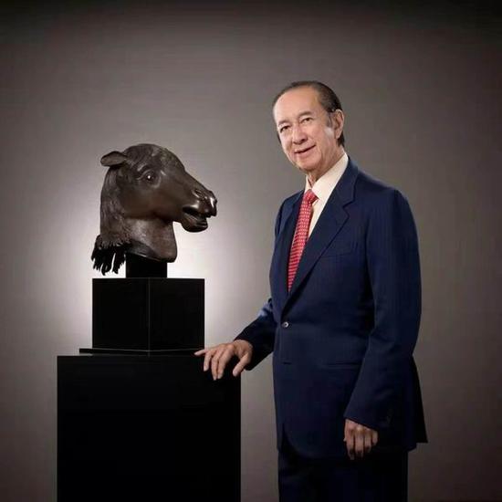 何鸿燊捐赠圆明园马首铜像 将重回圆明园