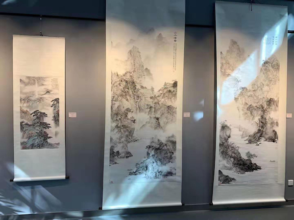 一周艺术人物|陈丹青回顾绘画生涯,南美艺术家获百万美金