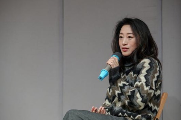 一周艺术人物|陈丹青回顾绘画生涯,南美艺术家获百万美金