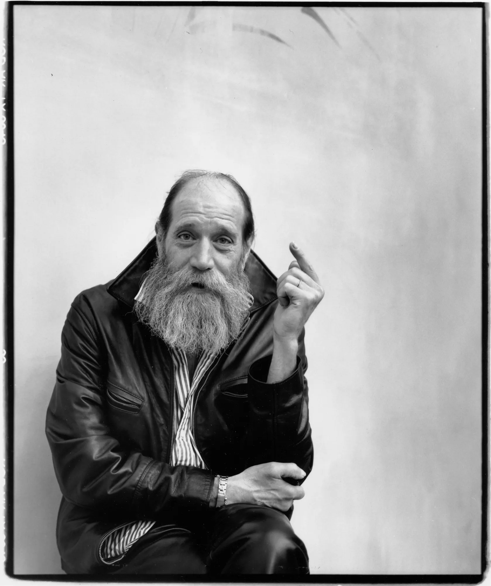 Gladstone Gallery Adds the Estate of Lawrence Weiner in New York